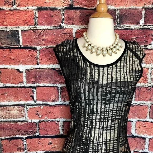 Nic + Zoe abstract twirl sweater dress - Picture 8 of 9